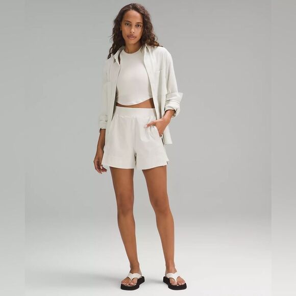 NWT Lululemon Athletica Stretch Woven Relaxed-Fit High-Rise Short 4" Size XXS - Picture 1 of 10